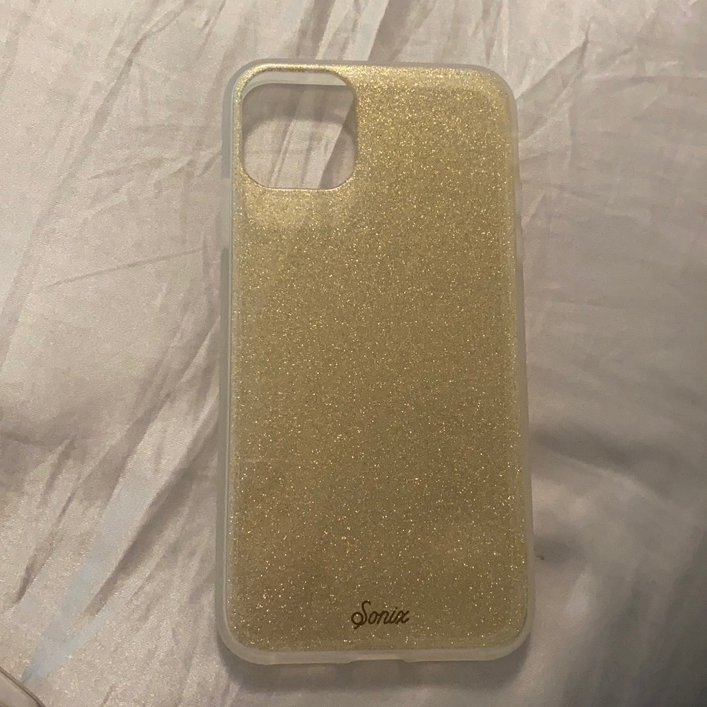 Gold IPhone 11 Pro Max Sonix case